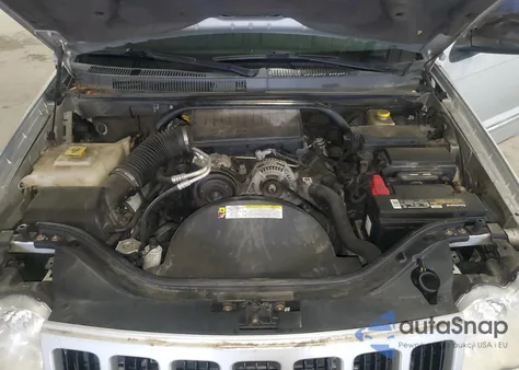 2010 Jeep Grand Cherokee Laredo из США, поврежденный, VIN 1J4PR4GKXAC127433